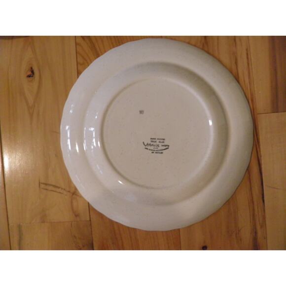 Dinner Plates Vernon Ware By Metlox True Blue Hand Painted Blue Flower Set of 2 - Picture 4 of 13